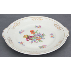 Porcelain serving plate 