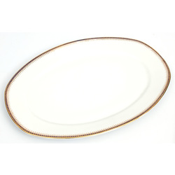 Porcelain serving plate