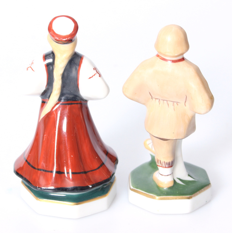 Couple of porcelain figurines 2 pcs 