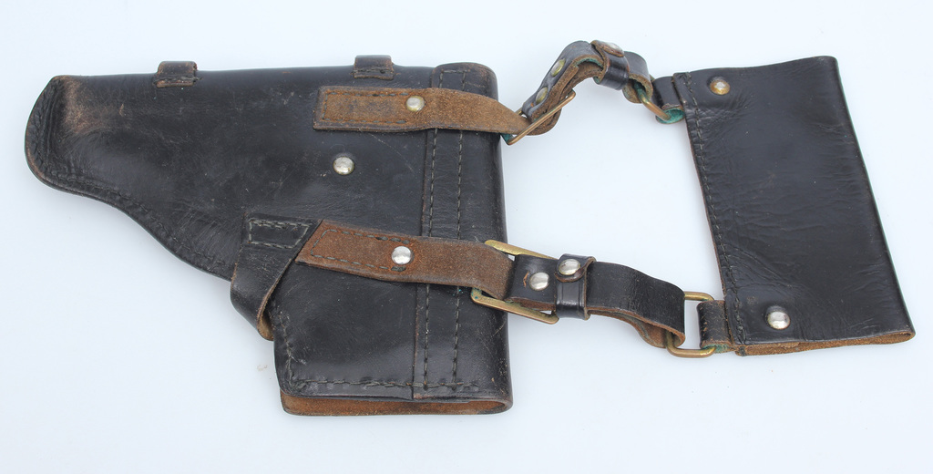 Leather case for weapon