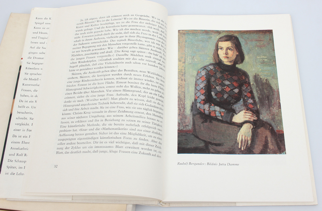 4 книги -Frauen im spiegel der kunst, Mākslinieciskā keramika Turcijā, Muzeja Krakowa, Ticiāns