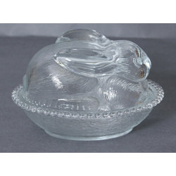 Glass utensil with lid 