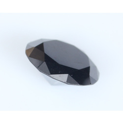 Melnais moisanīts (Black Moissanite)