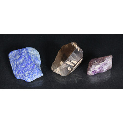 Set of 3 gemstones