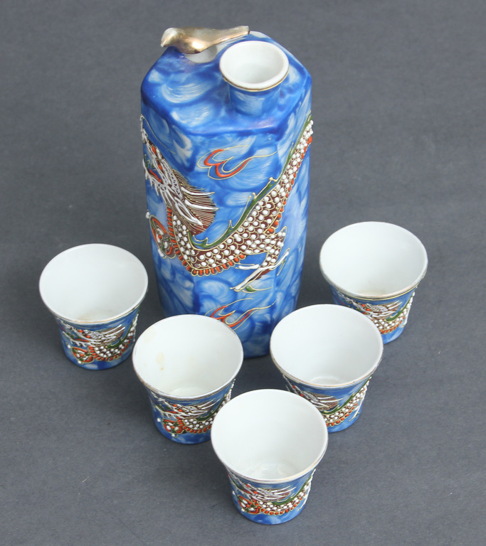 Porcelain set - Decanter with five glasses