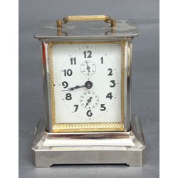 Table clock with music