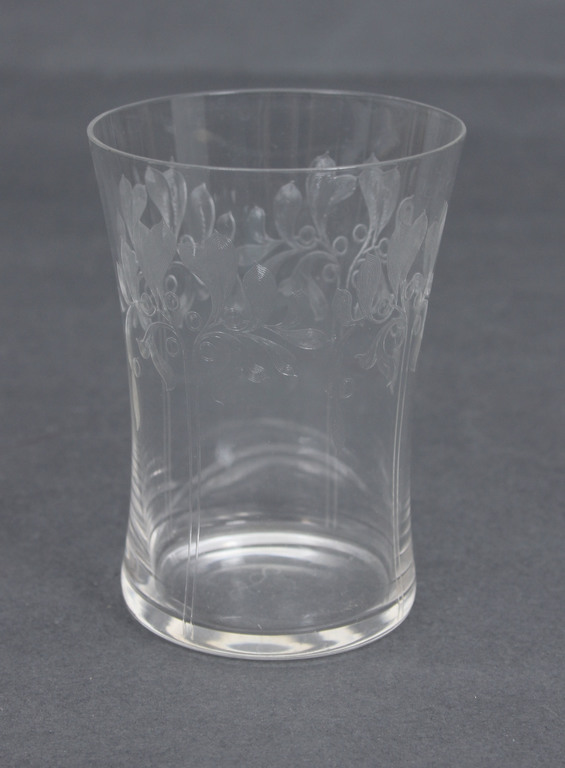 Glass cup 