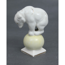 Porcelain figurine 