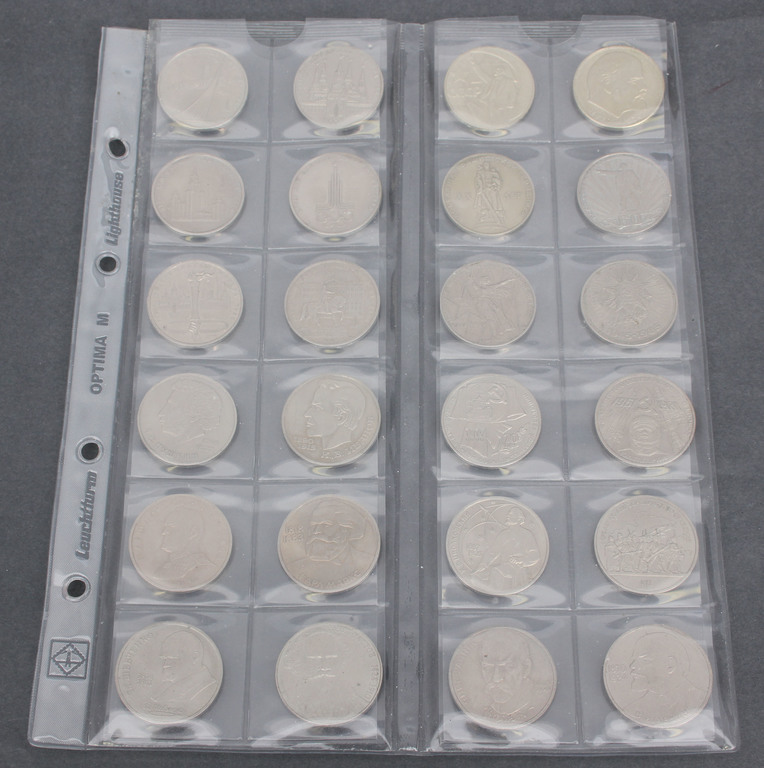 PSRS 1 rubļa jubilejas monētu kolekcija 24 gab.