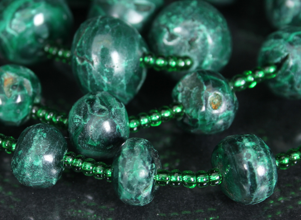 Malachite beads