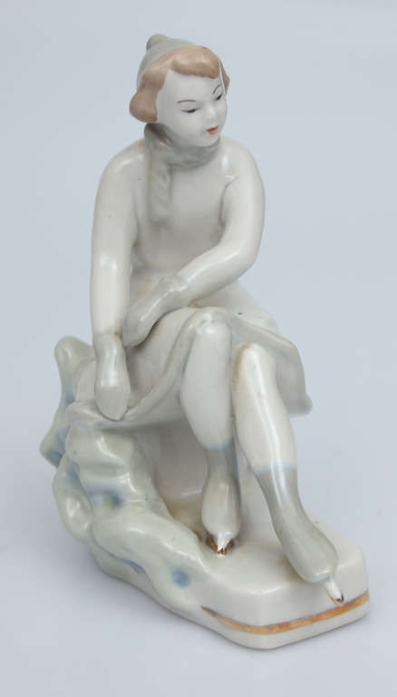 Porcelain figurine 