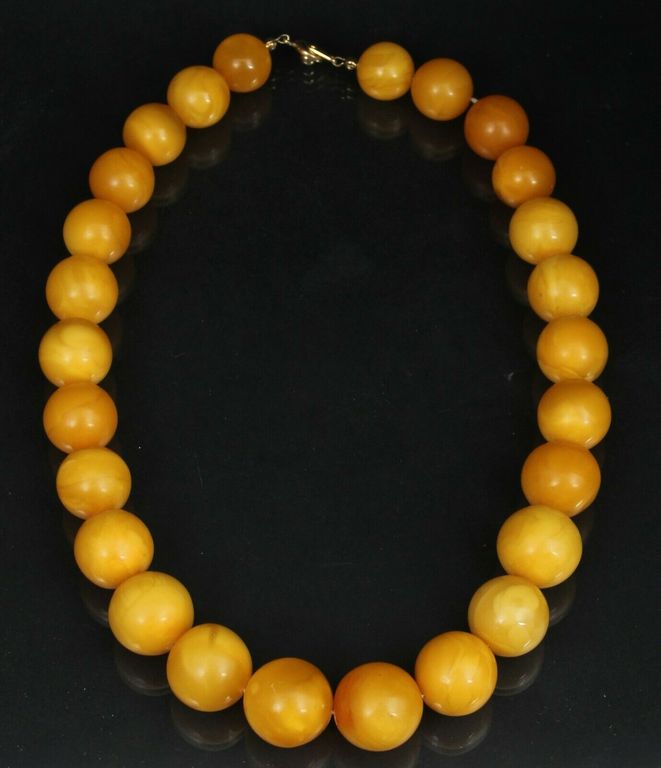 Natural Baltic amber necklace, 86 g