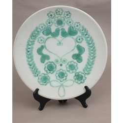 Декоративная керамиеская тарелка
