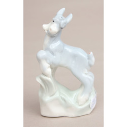 Porcelain figurine 