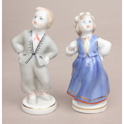 Couple of porcelain figures 