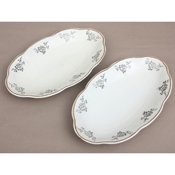 Porcelain serving plates 2 pcs.