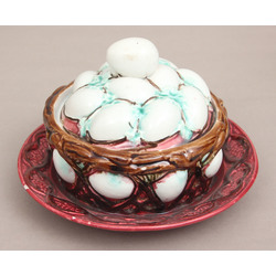 Faience egg dish with lid