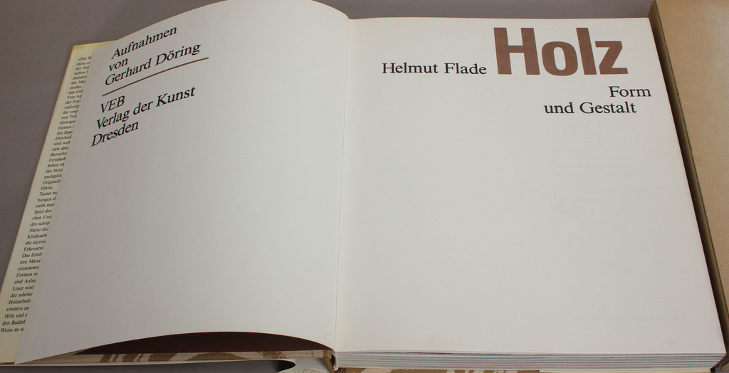 Helmut Flade, Holz. Form und Gestalt (grāmata par mālu), oriģinālajā kastē
