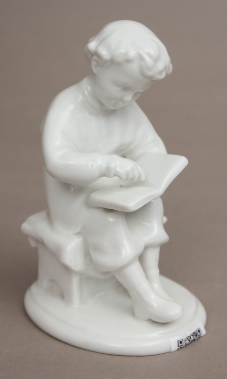 Porcelain figurine 