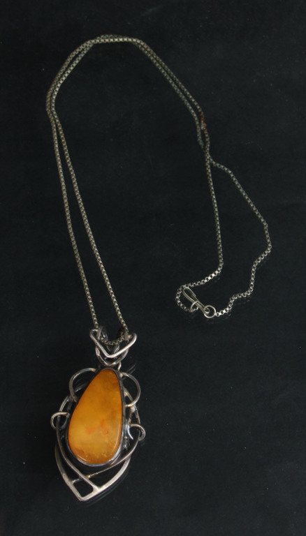 Chain with amber pendant