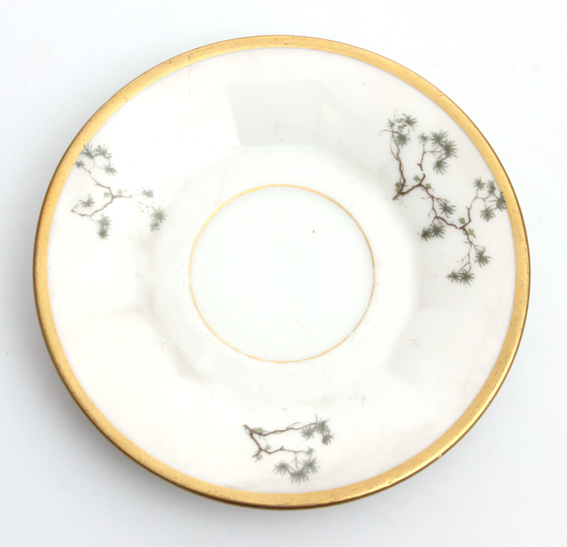 Decorative porcelain plates 2 pcs