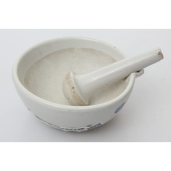 Porcelain pestle