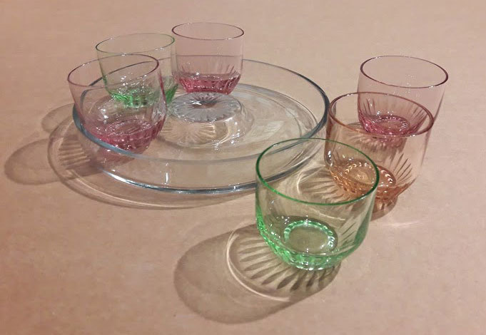 Glass cup set 6 pcs. and tray