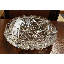 Glass ashtray with engraved Star of David