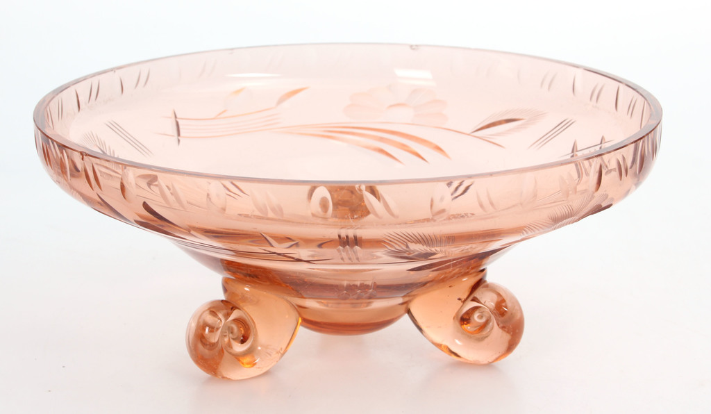Colored glass fruit bowl 