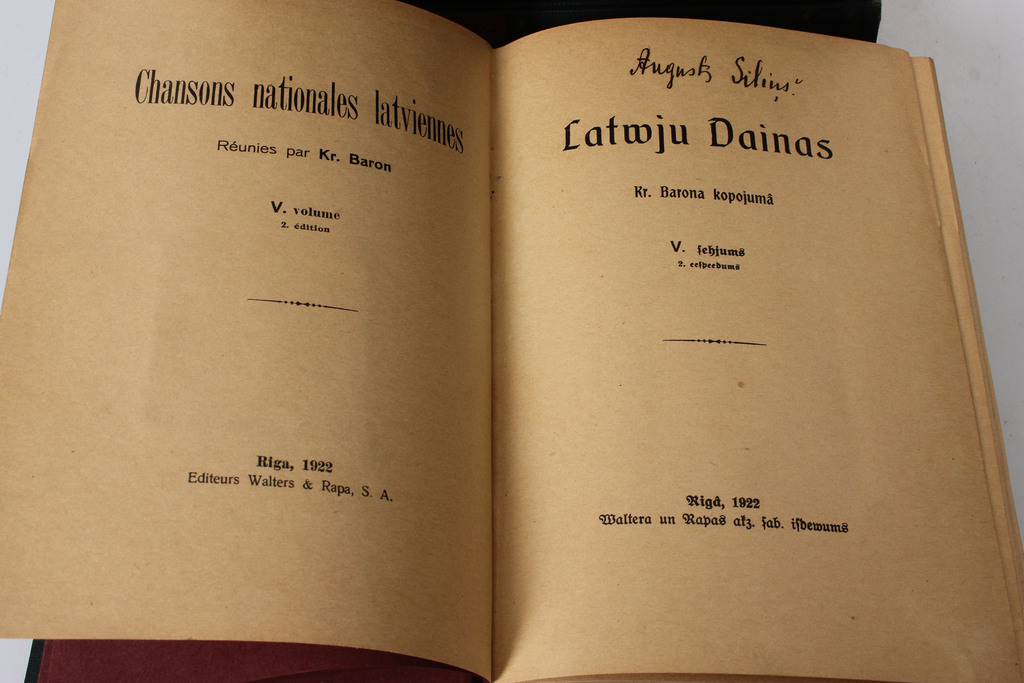 Latvian songs (8 BOOKS)