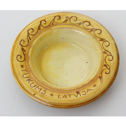 Ceramic dish 
