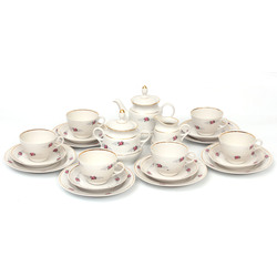 Porcelain set for 6 persons in the original box 