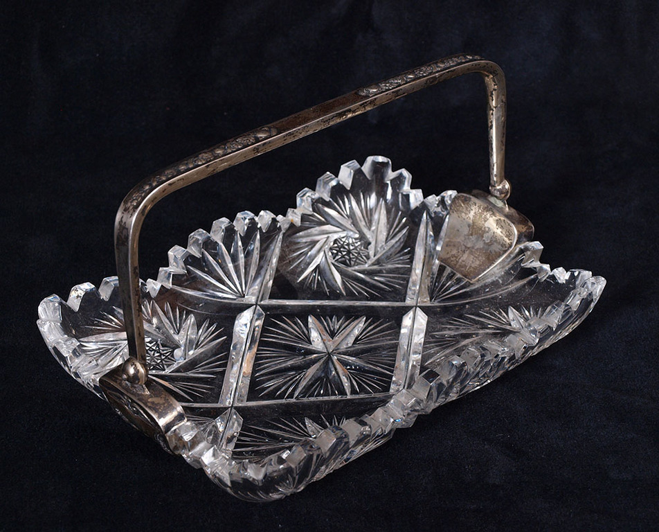 Кристаллная миска с серебряной отделкой 