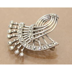 Art Nouveau Silver brooch with marcasite crystals