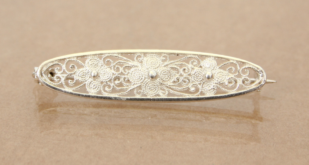 Art Nouveau Silver brooch
