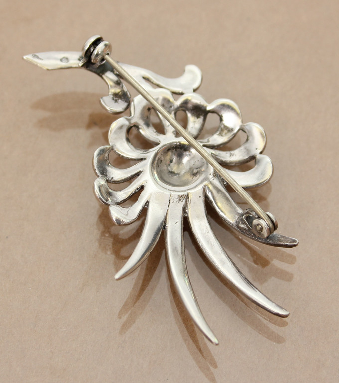 Art Nouveau Silver brooch with macazite crystals