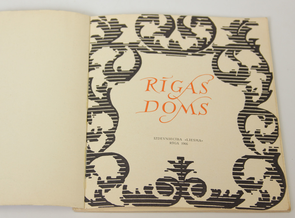  3 books about Riga