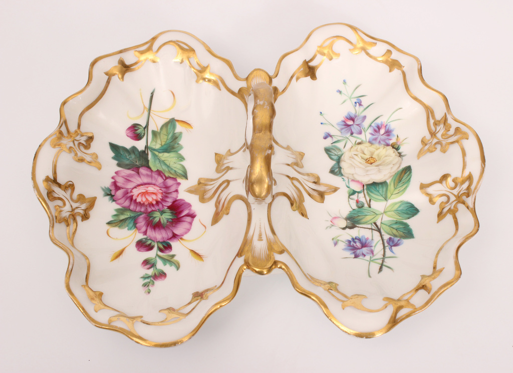 Porcelain serving plate 