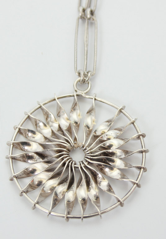Art Nouveau silver pendant with chain