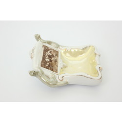 Porcelain ashtray 