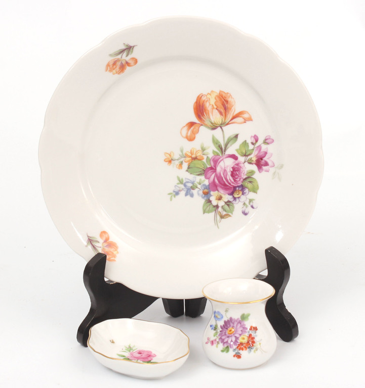 Porcelain set - vase, plate, dish