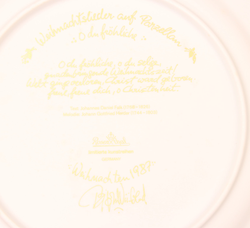 Decorative porcelain plate in the original box 