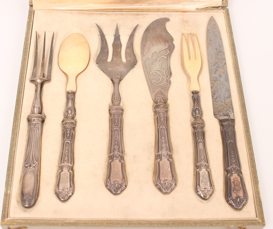 Silver cutlery with bone finish (6 pcs.)