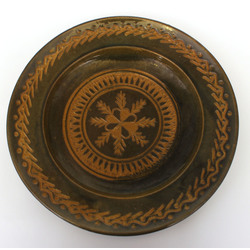 Ceramic plate