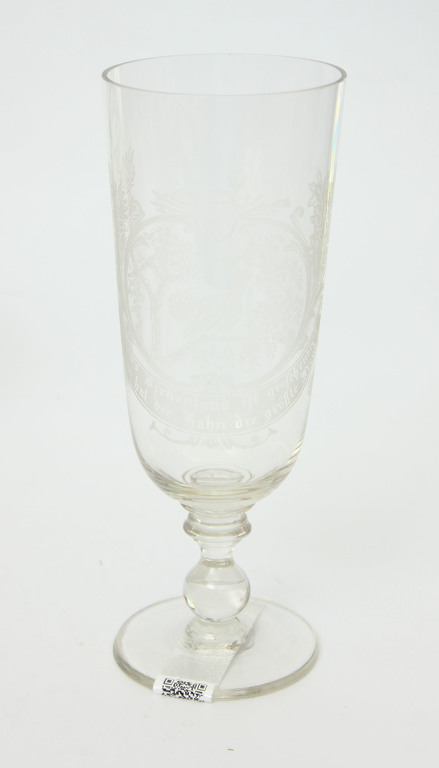 Hunter's glass cup