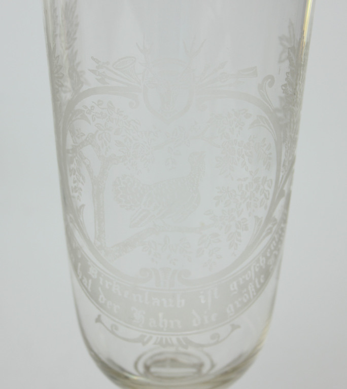 Hunter's glass cup