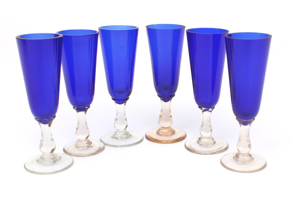  Six blue glass glasses