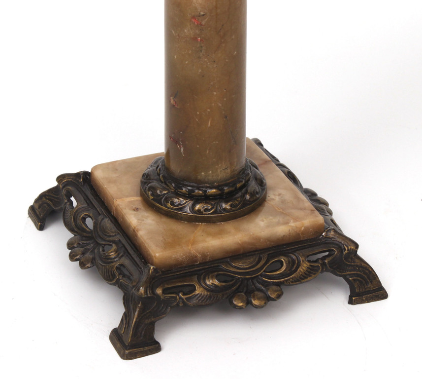 Art Nouveau style kerosene lamp