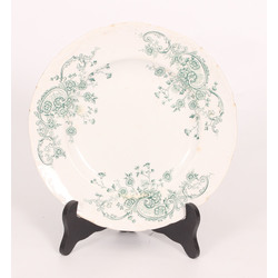 Кузнецовская фарфоровая тарелка с цветами