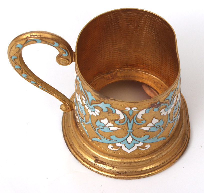 Metal cup holder with enamel